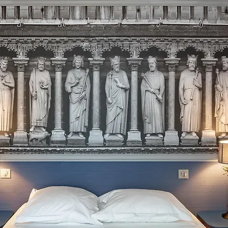 Saint Christophe 3* Paris