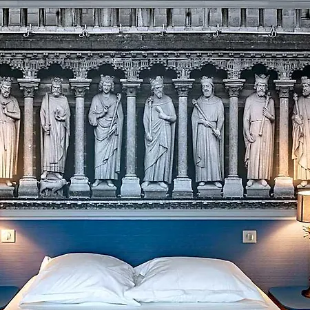 Hotel Saint Christophe París