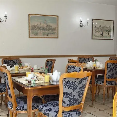 Saint Christophe 3* Paris