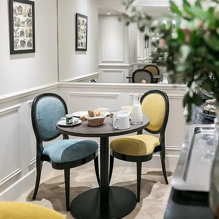 Hotell Saint Christophe 3*