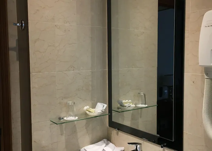 圣克里斯托福酒店 巴黎