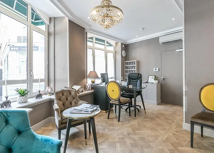 Отель Saint Christophe 3*