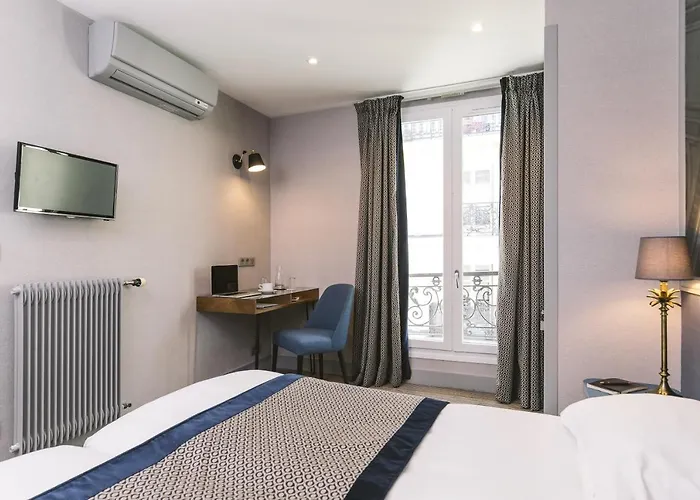 Отель Saint Christophe 3*