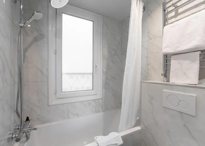 Saint Christophe Paryż