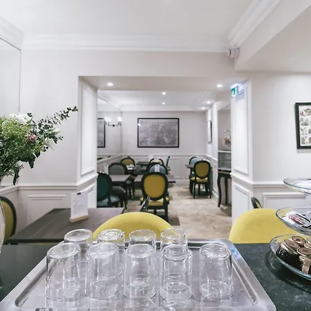 Hotel Saint Christophe Paris