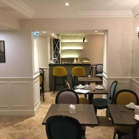 Saint Christophe 3* Paris