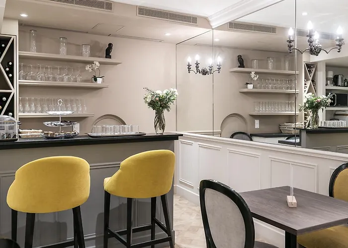 Saint Christophe Hotel 3*